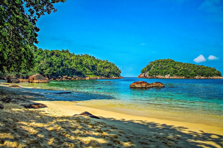 Ilha das Couves: Limite de Visitantes Garante Sustentabilidade em Ubatuba