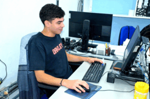 Encerram nesta quinta-feira as inscrições para estágio na Prefeitura de Caraguatatuba. Saiba quem pode participar e como é a prova online.
