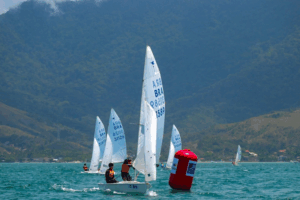 Gêmeas de Ilhabela entram na elite da vela brasileira com convocação para Training Camp do COB