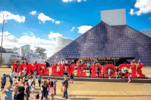 Rock and Roll Hall of Fame 2025 celebra a diversidade musical com novos induzidos