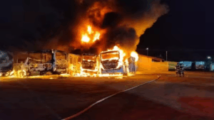 Após incêndio, Prefeitura de São Sebastião confirma retomada do transporte escolar nesta terça (20) para mais de 900 alunos da Costa Norte.