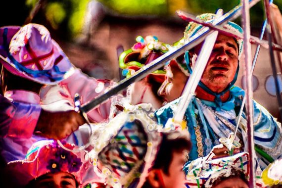Ilhabela recebe entre 16 e 18 de maio a Congada de São Benedito, expressão viva da cultura afro-brasileira com bailes simbólicos e celebrações tradicionais.