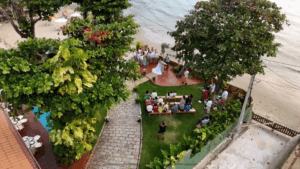 Cerimônias de casamento nas praias do Litoral Norte crescem em 2024 e 2025. Ilhabela lidera, seguida por Ubatuba, São Sebastião e Caraguá.